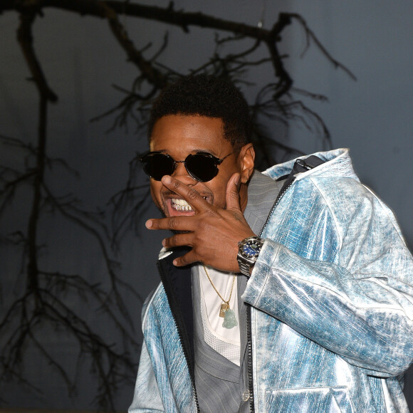 Usher en backstage du défilé de mode prêt-à-porter "Off-White" automne-hiver 2020/2021 lors de la semaine de la mode à Paris, France, le 27 février 2020. © Veeren-Clovis/bestimage