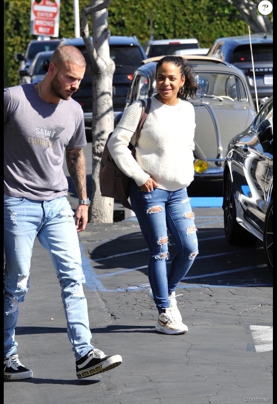 Matt Pokora et sa compagne Christina Milian se baladent avec leur fils