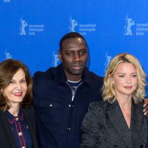 Virginie Efira, Omar Sy et Anne Fontaine au photocall du film "Police Night Shift" lors de la 70ème édition du festival international du film de Berlin (La Berlinale 2020), le 28 février 2020.