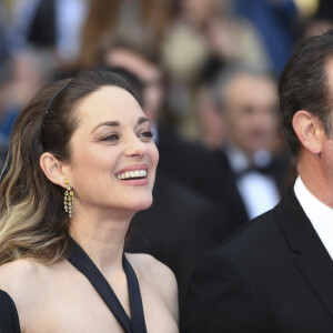 Gilles Lellouche, Marion Cotillard, Jean Dujardin à la première du film "La belle époque" lors du 72ème Festival International du Film de Cannes, France, le 20 mai 2019.