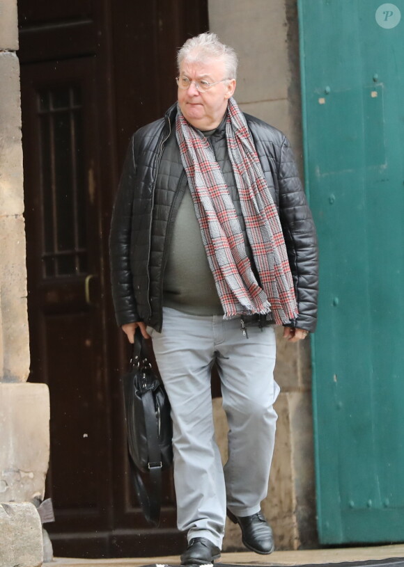 Dominique Besnehard - Sorties des obsèques d'Hervé Bourges en l'église Saint-Eustache à Paris le 2 mars 2020.