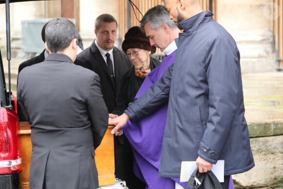 La veuve, Mme Marie Bourges et son fils Patrick Bourges - Sorties des obsèques d'Hervé Bourges en l'église Saint-Eustache à Paris le 2 mars 2020.