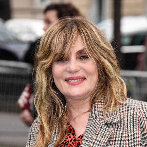 Emmanuelle Seigner - Arrivées au défilé Miu Miu collection prêt-à-porter Automne/Hiver 2020-2021 lors de la Fashion Week à Paris le 3 mars 2020. © Federico Pestellini / Panoramic / Bestimage