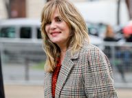 Emmanuelle Seigner souriante après les César, sortie mode à la Fashion Week