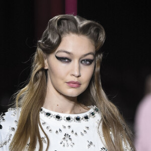 Gigi Hadid - Défilé Miu Miu collection prêt-à-porter Automne/Hiver 2020-2021 lors de la Fashion Week à Paris, le 3 mars 2020.