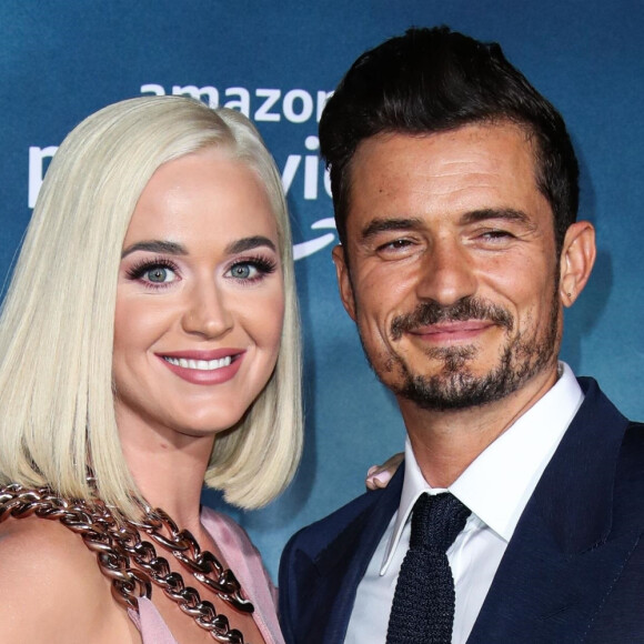 Katy Perry et son fiancé Orlando Bloom à la première de la série télévisée Amazon Prime Video "Carnival Row" au TCL Chinese Theatre dans le quartier de Hollywood, à Los Angeles, Californie, Etats-Unis, le 21 août 2019.