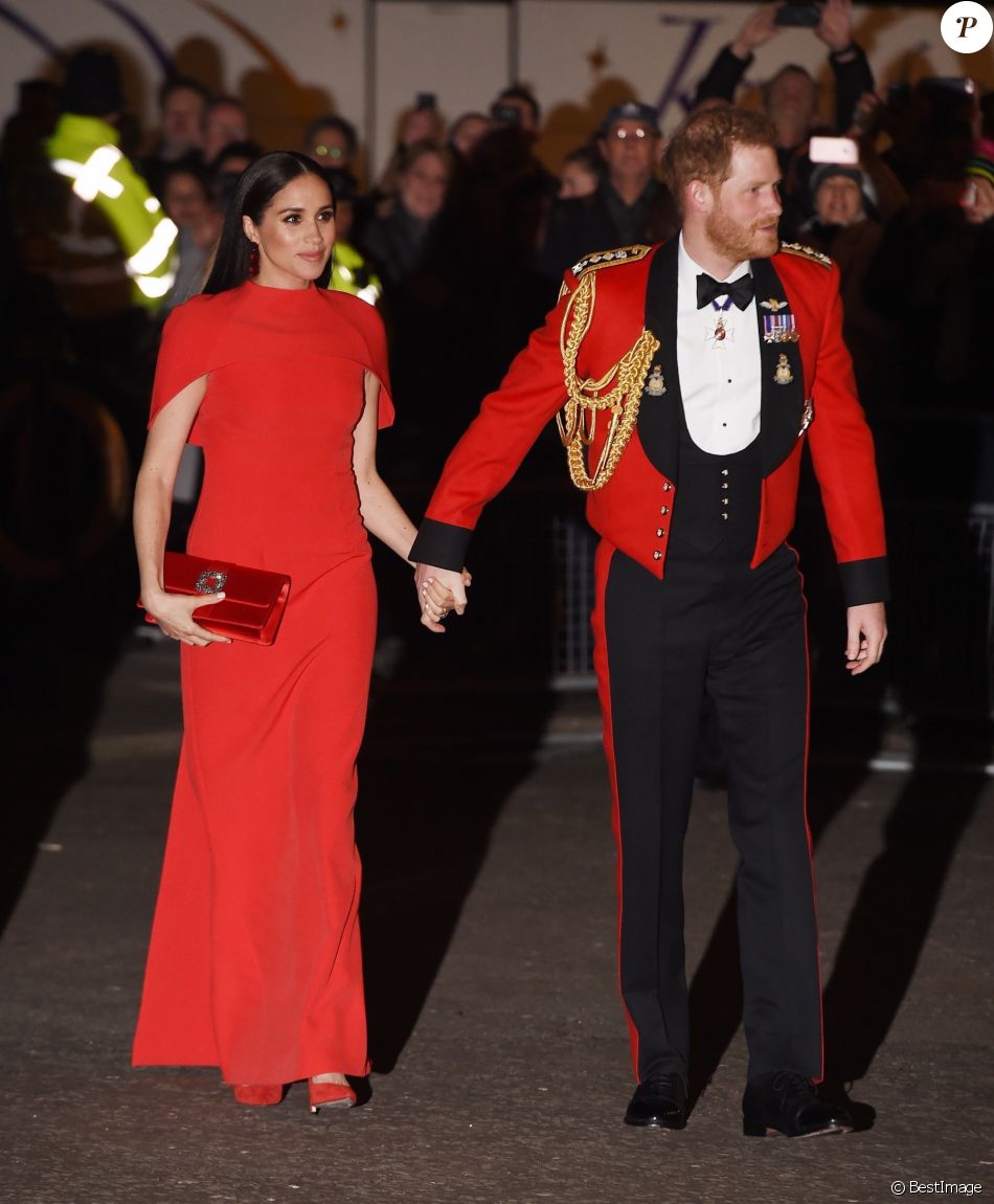  HARRY MEGHAN Y BABY SUSSEX  (2) - SUS NUEVAS VIDAS TRAS RENUNCIAR A LA FAMILIA REAL - Página 59 5463575-le-prince-harry-duc-de-sussex-et-megha-950x0-1