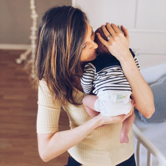 Daniela Prepeliuc pose avec son fils Victor, le 4 mars 2020