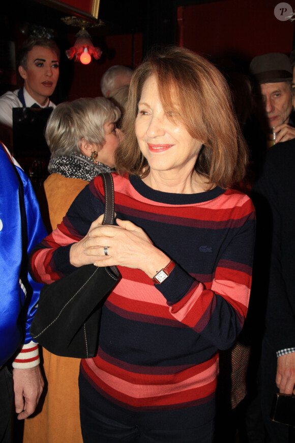 Exclusif - Nathalie Baye lors du déjeuner pour la remise d'un chèque pour l'l'association Les p'tits poulbots de Montmartre au cabaret Chez Michou à Paris, France, le 19 janvier 2020 © Philippe Baldini/Bestimage