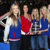 Clémence Bertrand (femme de Lucas Pouille), Noura El Shwekh (compagne de Jo-Wilfried Tsonga ), Julia Lang (compagne de P.H.Herbert) et Isabelle Camus (femme de Yannick Noah) et Oxana ( compagne de Cédric Pioline) - L'équipe de France de tennis célèbre sa victoire contre l'équipe de tennis Belgique lors de Finale de la coupe Davis au Stade Pierre Mauroy à Villeneuve d'Ascq, France, le 26 novembre 2017. La France remporte sa 10ème coupe Davis de son histoire. © Perusseau-Veeren/Bestimage