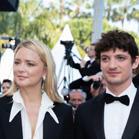 Virginie Efira et son compagnon Niels Schneider - Montée des marches du film "Hors Normes" pour la clôture du 72ème Festival International du Film de Cannes. Le 25 mai 2019 © Borde / Bestimage