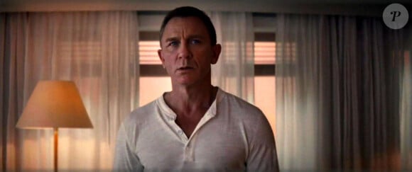 Daniel Craig dans la nouvelle bande annonce du film "No Time To Die" diffusée lors du 54ème Super Bowl au Hard Rock Stadium à Miami, le 2 février 2020.