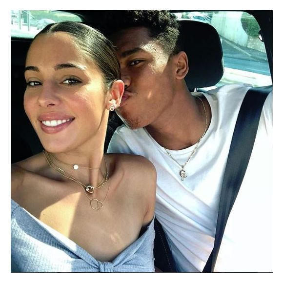 Coralie Porrovecchio (Les Marseillais VS Le reste du monde) présente son chéri, Boubacar Kamara, un joueur de l'Olympique de Marseille - Instagram, 30 septembre 2018