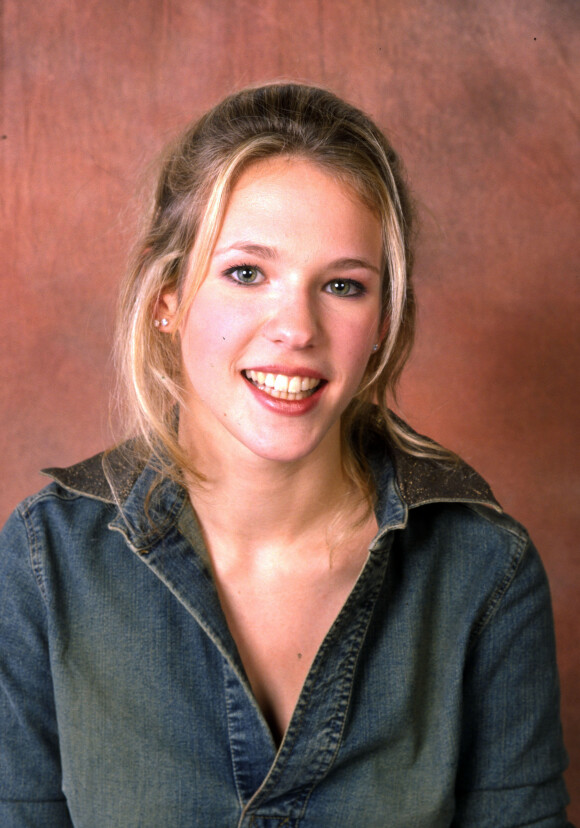 Lorie au début de sa carrière en 2001.
