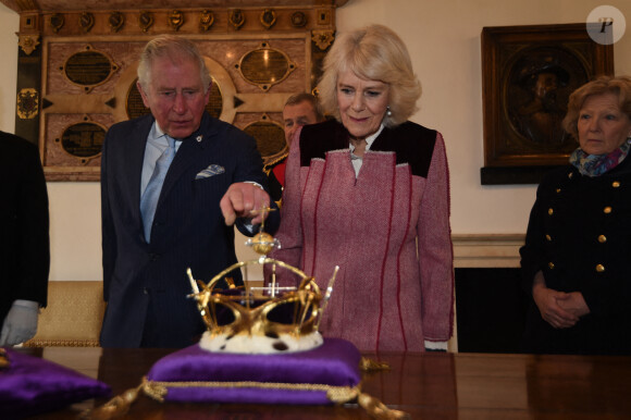 Le prince Charles et son épouse Camilla lors de leur visite de la Tour de Londres, le 13 février 2020.