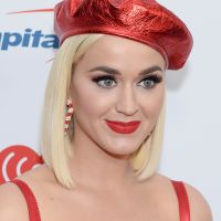 Katy Perry confinée enceinte, elle dévoile une photo d'elle sans maquillage