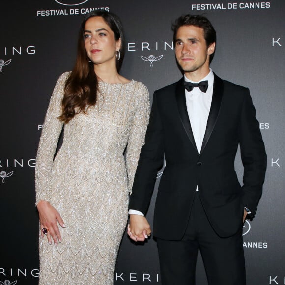 Anouchka Delon et son compagnon Julien Dereims - Photocall de la soirée Kering "Women In Motion Awards", Place de la Castre, lors du 72ème Festival International du Film de Cannes. Le 19 mai 2019 © Denis Guignebourg / Bestimage