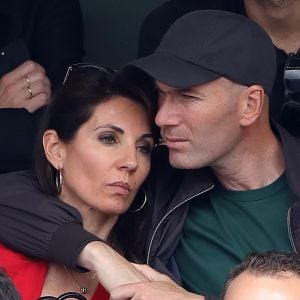 Zinédine Zidane et sa femme Véronique dans les tribunes des Internationaux de France de Tennis de Roland Garros à Paris, le 10 juin 2018. © Dominique Jacovides - Cyril Moreau/Bestimage