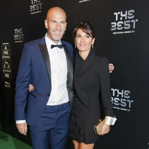 Zinédine Zidane (meilleur entraîneur) et sa femme Véronique Zidane - The Best FIFA Football Awards 2017 au London Palladium à Londres, le 23 octobre 2017. © Pierre Perusseau/Bestimage