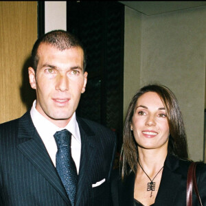 Zinédine Zidane et sa femme Véronique - Inauguration de la maison Cartier aux Champs-Elysées le 14 octobre 2003.