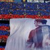 Xavi Hernandez, honoré par les supporters du FC Barcelone après le sacre de champion d'Espagne. Barcelone, le 23 mai 2015.
