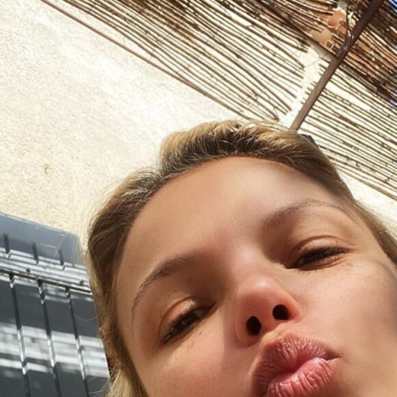 Séverine Ferrer sur Instagram. Le 21 mars 2020.