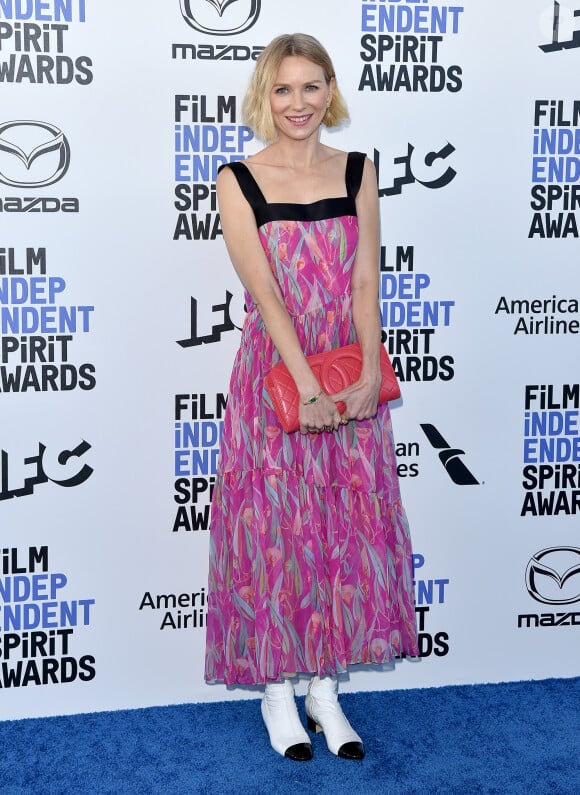 Naomi Watts au photocall de la soirée de la 35ème édition des Film Independant Spirit Awards à Los Angeles le 8 février 2020.