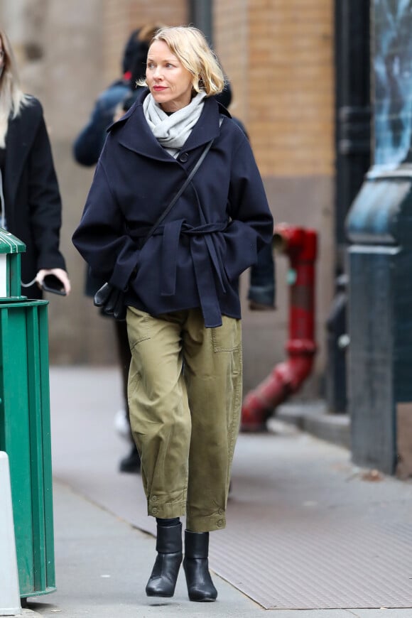 Exclusif - Naomi Watts dans la rue à New York le 14 janvier 2020.