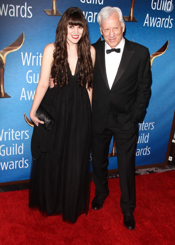 Sara Miller et James Woods à la soirée Writers Guild Awards à l'hôtel The Beverly Hilton à Beverly Hills le 19 février 2017. © CPA / Bestimage
