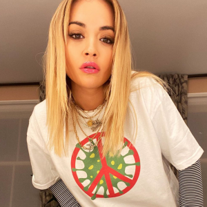 Rita Ora. Mars 2020.