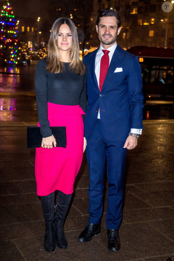 La princesse Sofia et le prince Carl Philip de Suède lors du concert "Christmas in Vasastan" en l'église Gustaf Vasa à Stockholm le 21 décembre 2019