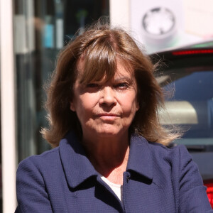 Chantal Goya - Obsèques du comédien parolier Roger Dumas en l'église Saint-Roch à Paris le 7 juillet 2016.