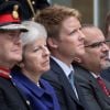 Theresa May avec Hugh Grosvenor, duc de Westminster, Salman bin Hamad bin Isa Al Khalifa, et le prince William, duc de Cambridge - Inauguration du Defence and National Rehabilitation Centre a Nottinghamshire, le 21 juin 2018.