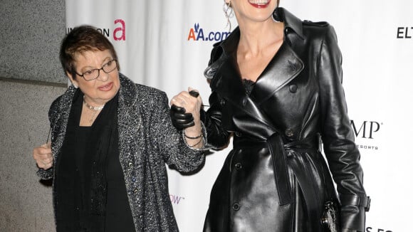 Sharon Stone en larmes : Sa "grand-mère" meurt du Covid-19