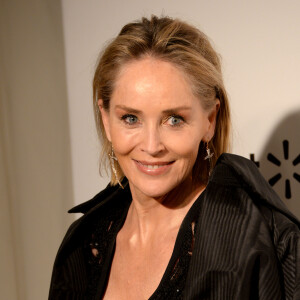 Sharon Stone - Photocall de la soirée "The Elton John AIDS foundation Academy Awards" à Los Angeles. Le 9 février 2020