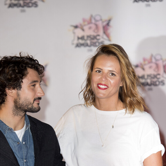 Laure Manaudou et son compagnon Jérémy Frérot - Arrivées à la 17ème cérémonie des NRJ Music Awards 2015 au Palais des Festivals à Cannes, le 7 novembre 2015.