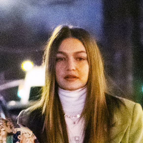 Gigi Hadid et Zayn Malik sont allés dîner au restaurant IL Buco avec B. Hadid et D. Lipa pour l'anniversaire de Yolanda Hadid (la mère de Bella et Gigi) à New York, le 11 janvier 2020.