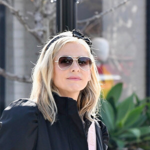 Exclusif - Sarah Michelle Gellar fait du shopping dans le quartier de Pacific Palisades à Los Angeles. Le 5 février 2020.