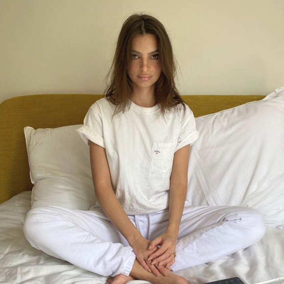 Emily Ratajkowski. Avril 2020.