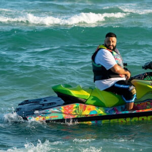 Semi Exclusif - P Diddy est en vacances avec ses amis DJ Khaled et Future à Miami le 2 janvier 2020. Ils font du jet ski.