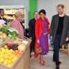 Le duc et la duchesse de Sussex lors de l'inauguration du supermarché communautaire "Feeding Birkenhead" à Birkenhead, le 14 janvier 2019 - Archives - Les recettes de diffusion du mariage du prince Harry et de Meghan Markle serviront à nourrir les enfants défavorisés pendant la crise sanitaire du coronavirus (Covid-19). Le 15 avril 2020.
