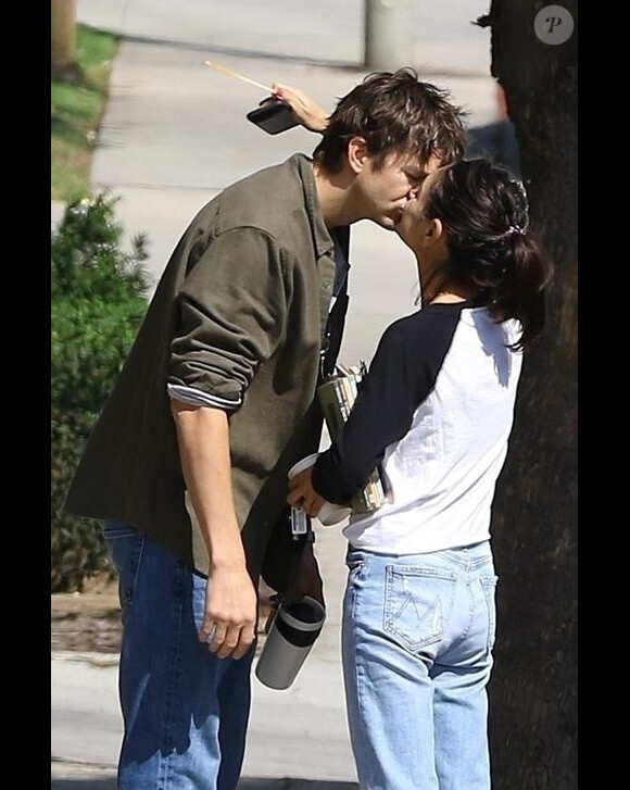 Exclusif - Ashton Kutcher et sa femme Mila Kunis à Los Angeles le 5 octobre 2018.
