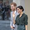 Le prince Harry et Meghan Markle quittent l'université de Chichester's Engineering and Digital Technology Park à Bognor Regis dans le Sussex le 3 octobre 2018. C'est le premier déplacement officiel du duc et de la duchesse de Sussex dans la région.