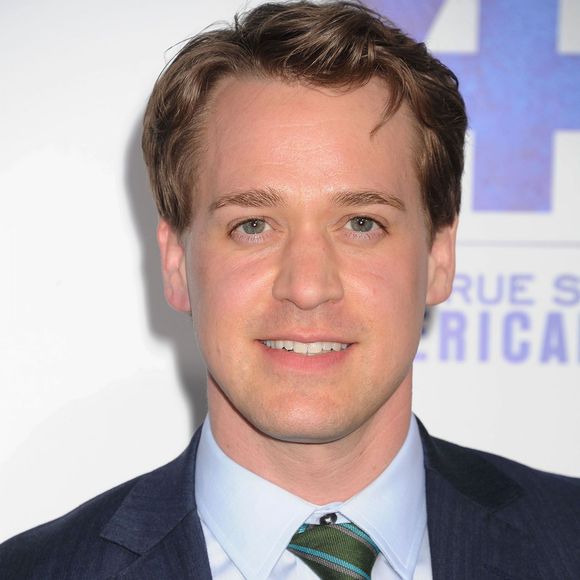 T.R. Knight à la première du film "42" à Los Angeles. Le 9 avril 2013.
