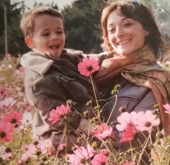 Delphine Serina et son fils Giacomo sur Instagram. Souvenir partagé le 23 décembre 2018.