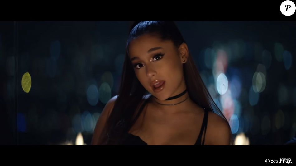 Captures Décran Du Clip De Ariana Grande Break Up With Your Girlfriend 