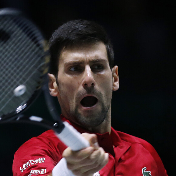 Novak Djokovic, Serbie, contre K.Khachanov, Russie, lors de la Coupe Davis 2019 à La Caja Magica, Madrid, le 22 novembre 2019.