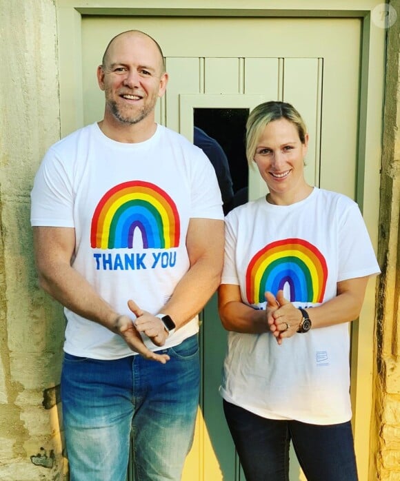 Mike Tindall et Zara Phillips, photo publiée par Mike sur Instagram le 14 mai 2020 dans le cadre d'une opération de bienfaisance au profit des personnels soignants britanniques.