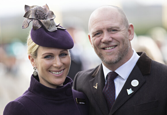 Zara Phillips (Zara Tindall) et son mari Mike Tindall au Festival de Cheltenham le 13 mars 2020, leur dernière sortie avant le confinement en raison de la pandémie de coronavirus.