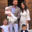 Olivier et Jennifer Giroud avec leurs trois enfants,  Jade, 5 ans, Evan et Aaron. Photo publiée sur Instagram le 26 novembre 2018.  